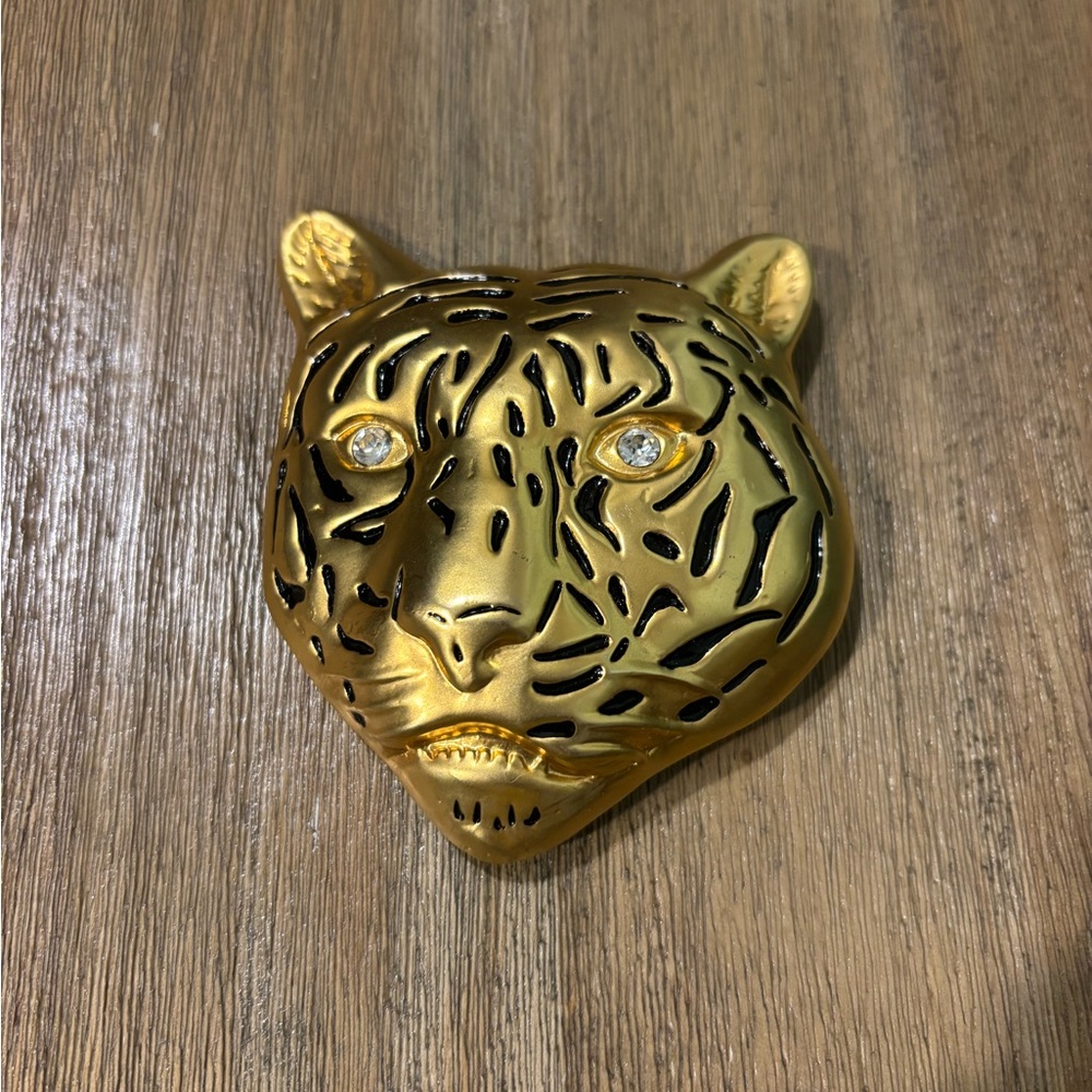 Gold Tiger Head belt buckle with Rhinestone Eyes